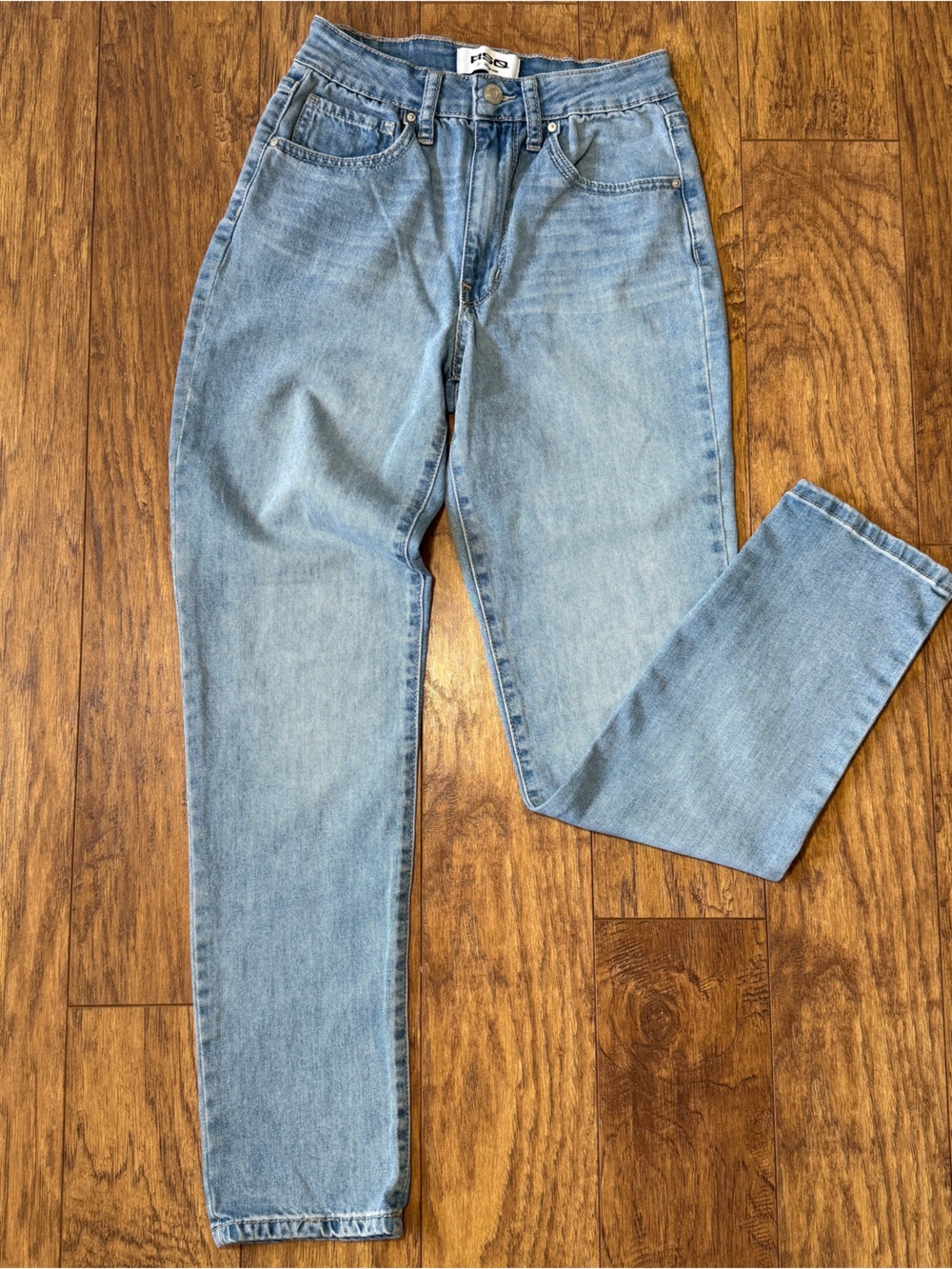 RSQ Vintage Mom Jeans Light Wash Stretch Denim High Rise Mom Fit Size 26~28